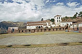 Chinchero, Incan walls of the ancient palace of Tpac Yupanqui with trapezoidal niches